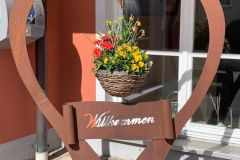 a2217e2b-b9f9-41a6-8e7e-c8556912f381